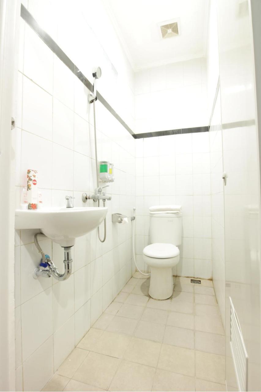 Oyo 202 Kuwera Inn Bandung Exteriér fotografie