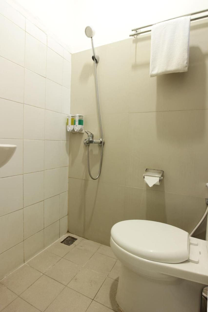 Oyo 202 Kuwera Inn Bandung Exteriér fotografie